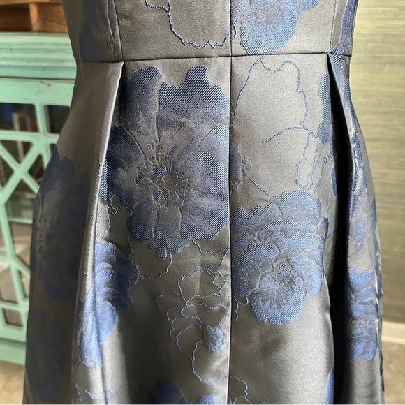 Halston Heritage Navy Floral Jacquard Fit & Flare Pleated Mini Dress Size 4 - Picture 5 of 16